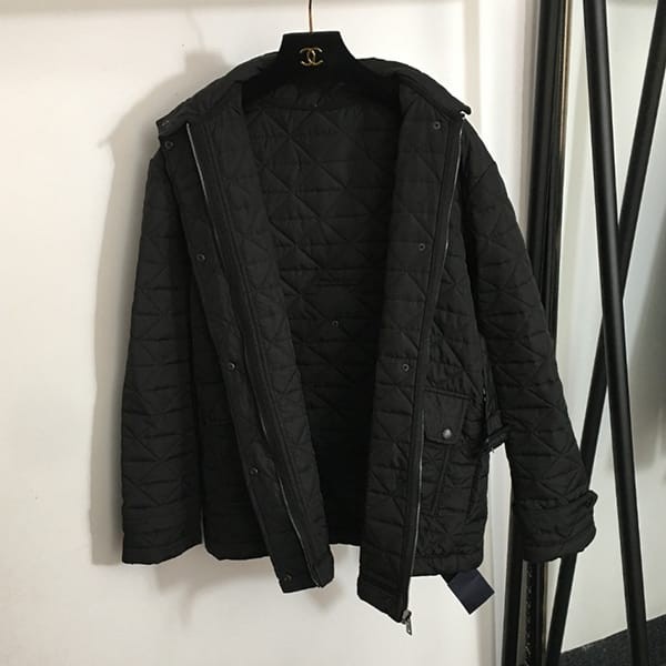 速達発送プラダ ☆Re Nylon クロップドジャケット コピー pum05073